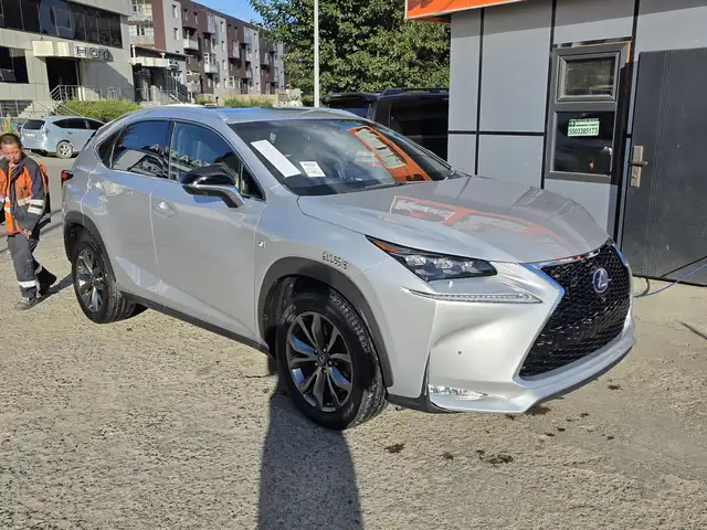 Lexus NX