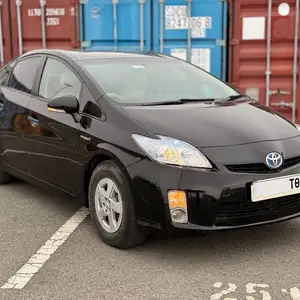 Toyota Prius 30