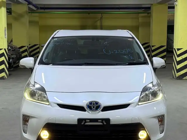 Toyota Prius 30