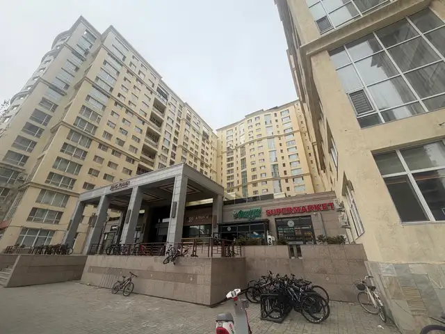 King tower хотхонд 3 өрөө 133мкв, Улаанбаатар — Хан-Уул — 17-р хороо