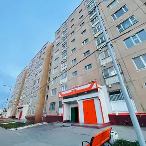 Саппород хуучны гал тогоо тусдаа 3 өрөө 70м2 байр, Улаанбаатар — Сонгинохайрхан — 1-р хороолол