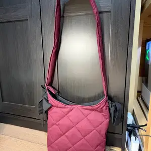tote bag, Улаанбаатар — Баянзүрх — 37-р хороо