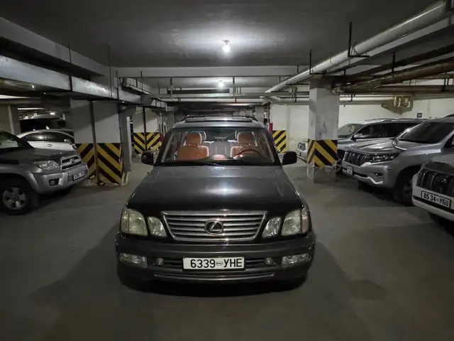 Lexus LX 470