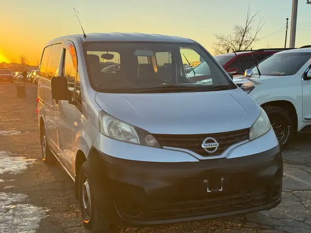 Nissan NV200