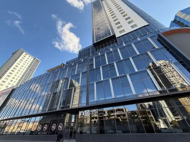 Global mall а байрлалд 173мкв талбай, Улаанбаатар — Хан-Уул — 15-р хороо