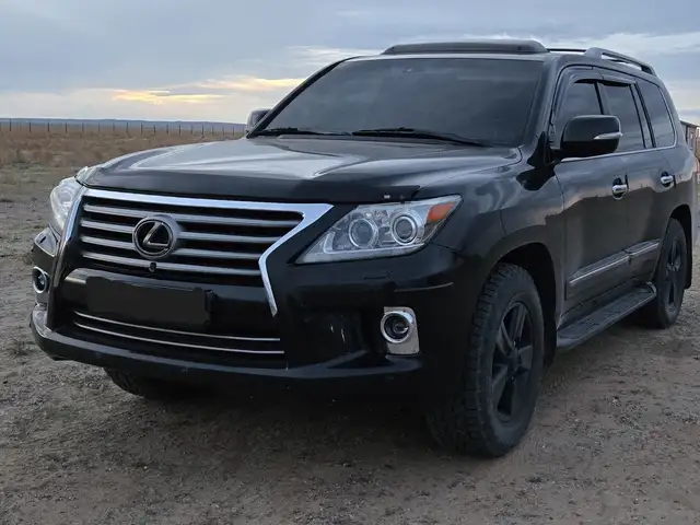 Lexus LX 570