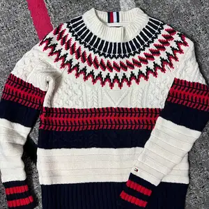 Tommy hilfiger tsamts, Улаанбаатар — Сонгинохайрхан — 1-р хороолол