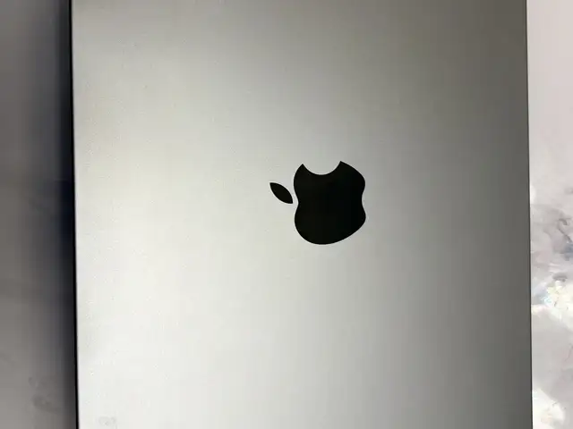 Apple 14'', Apple M3, 16 GB RAM, 1 TB, Улаанбаатар — Баянгол — Баруун 4 зам