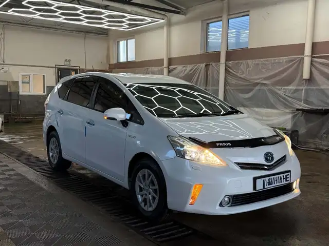 Toyota Prius 41