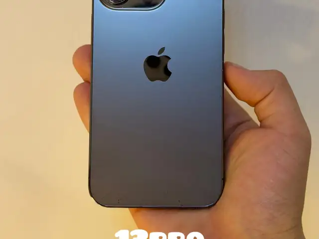 Apple iPhone 13 Pro, 256 gb, Graphite, Улаанбаатар — Баянзүрх — Натур худалдааны төв