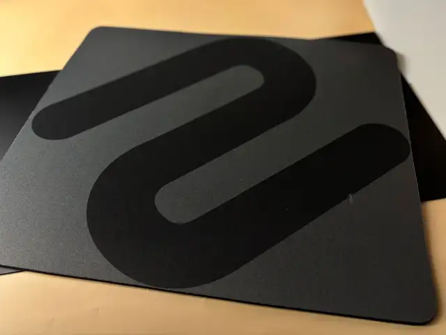 Zowie mouse pad, Улаанбаатар — Сүхбаатар — Метро Молл