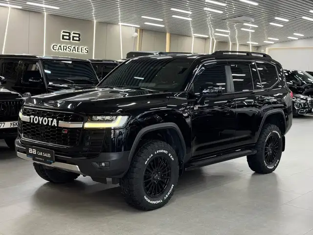 Toyota Land Cruiser 300