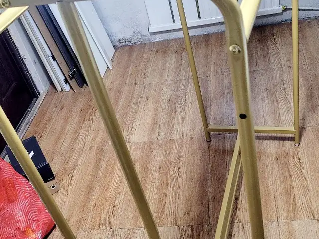 Хувцасны өлгүүр, Улаанбаатар — Баянзүрх — 1-р хороо
