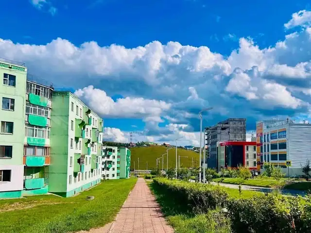 Эрдэнэтэд 6-12т 1 давхарт 3өрөө 38мкв, Орхон