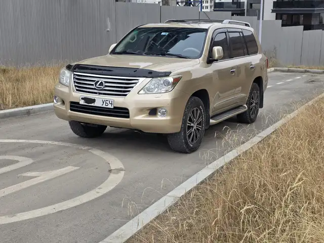 Lexus LX 570