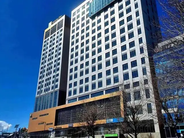 Тэнгис кино театрын хажууд м plaza-д оффис 75мкв, Улаанбаатар — Чингэлтэй — Тэнгис кино театр