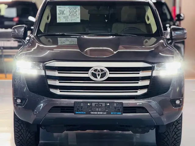 Toyota Land Cruiser 300