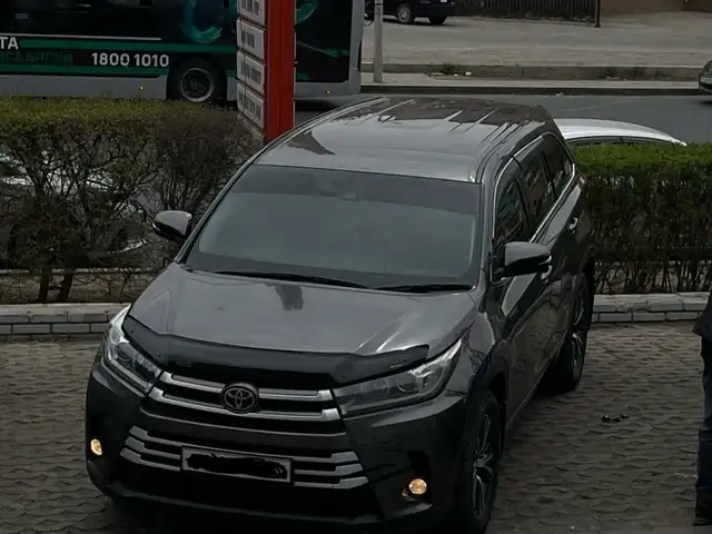 Toyota Kluger