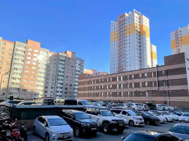 Нарны гүүрийн зүүн талд, Улаанбаатар — Баянгол — 3-р хороо