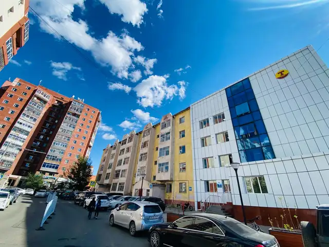 13-р хороолoл 64м² 3 өрөө байр, Улаанбаатар — Баянзүрх — 13-р хороолол