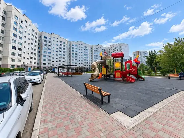 13-р хороолол 84-р сургуулийн урд гал тогоо тусдаа 54мк 2 өрөө орон сууц, Улаанбаатар — Баянзүрх — 18-р хороо