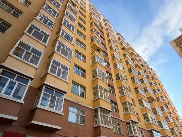 Алтай хотхоны урд гэрэлт-өргөө хотхонд 43.4мкв 2 өрөө байр, Улаанбаатар — Хан-Уул — 3-р хороо
