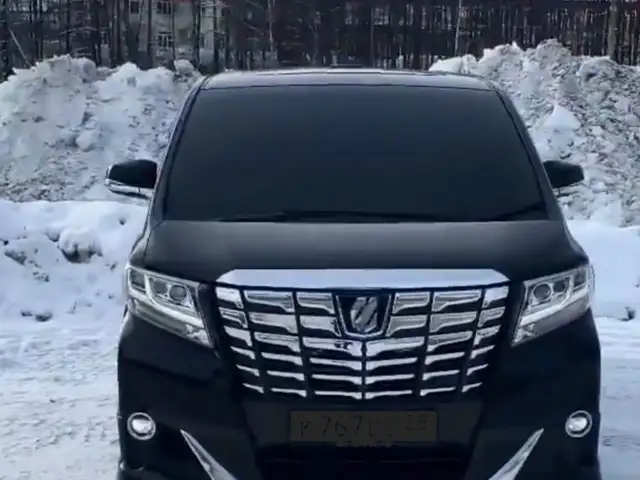 Жолоочгүй Toyota Alphard, Улаанбаатар — Хан-Уул — 23-р хороо