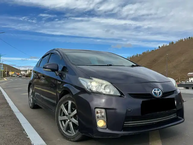 Toyota Prius 30