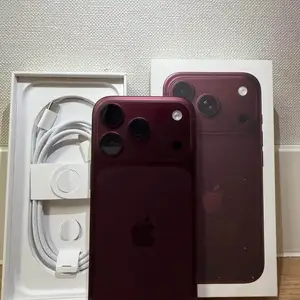 Iphone 18 pro burgundy, Улаанбаатар — Баянгол — Төмөр зам