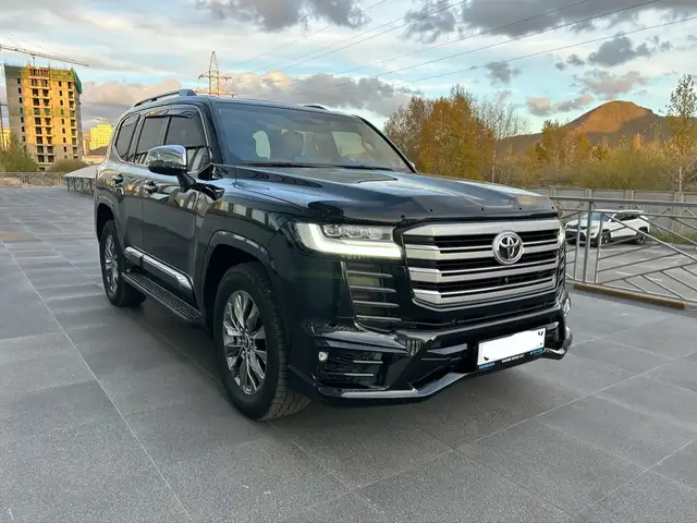 Toyota Land Cruiser 300