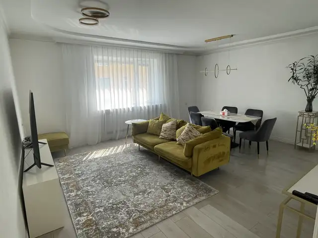 Хотын төв-д тавилгатай 4 өрөө байр 110мкв, Улаанбаатар — Сүхбаатар — 6-р хороо