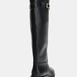 Zara 37 size урт түрүүтэй гутал, Улаанбаатар — Сүхбаатар — 13-р хороо