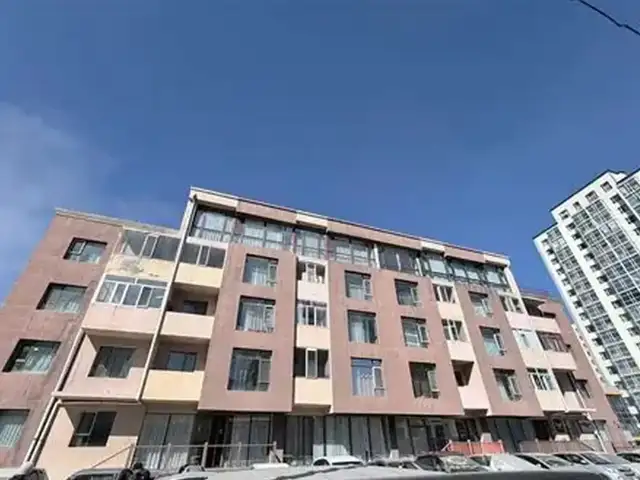 Мишээлийн баруун талд, лавай захын урд 2өрөө 49m2, Улаанбаатар — Хан-Уул — 2-р хороо