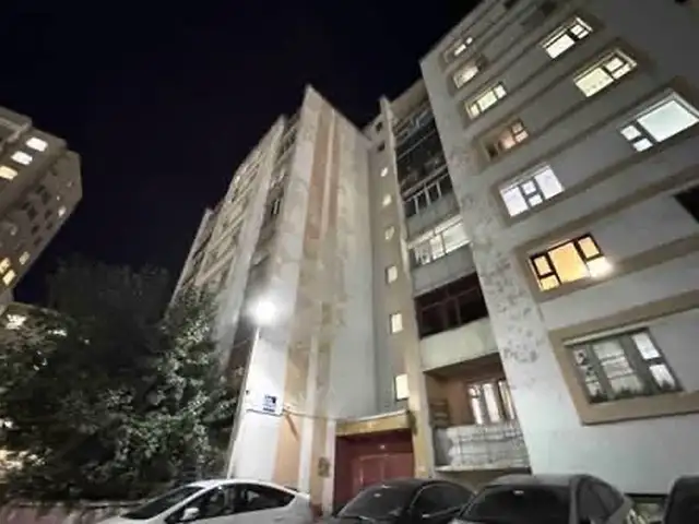 Бзд батлан хамгаалахын яамны хойд талд бүрэн тавилгатай 3 өрөө 60мкв, Улаанбаатар — Баянзүрх — 16-р хороолол