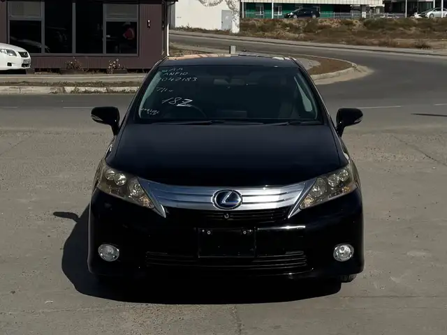 Lexus HS