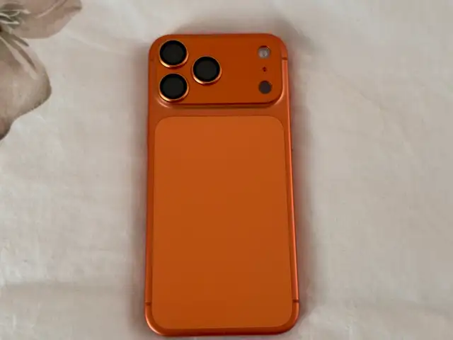 Apple iPhone 17 Pro Max, 256 gb, Улаанбаатар — Баянзүрх — Зүүн 4 зам