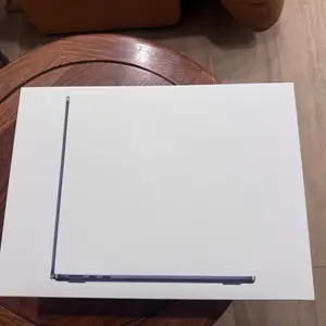 Apple 13", Apple M5, 16 GB RAM, 512 GB, Улаанбаатар — Баянзүрх — 26-р хороо