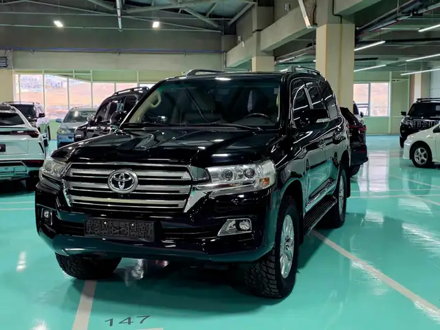 Toyota Land Cruiser 200