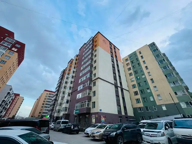 Өгөөмөр хотхонд 2 өрөө 48мкв, Улаанбаатар — Баянзүрх — 42-р хороо