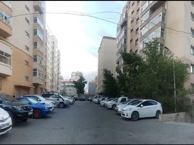 Модны-2 бгд нийгмийн даатгал хажууд хуучин 7 төв 2 өрөө 39м2, Улаанбаатар — Баянгол — 3, 4 хороолол