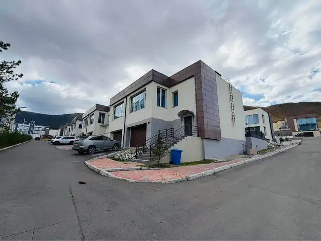 Худ хүүшийн аманд байрлах la vie villa хаус хотхонд 2 давхар 4 өрөө таунхаус 213мкв, Улаанбаатар — Хан-Уул — Хүүшийн ам