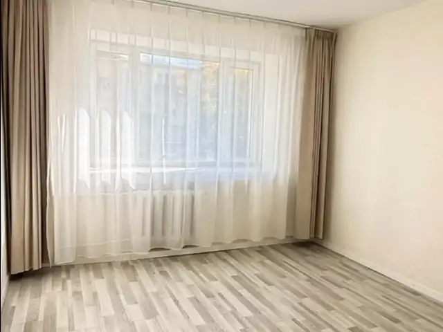 Сбд хөгжим бүжгийн хажууд 50мкв 2 өрөө байр, Улаанбаатар — Сүхбаатар — 64-р дэлгүүр