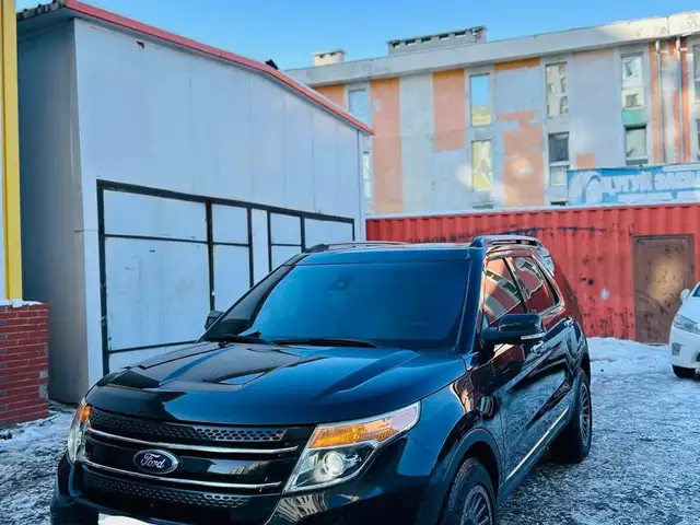 Ford Explorer