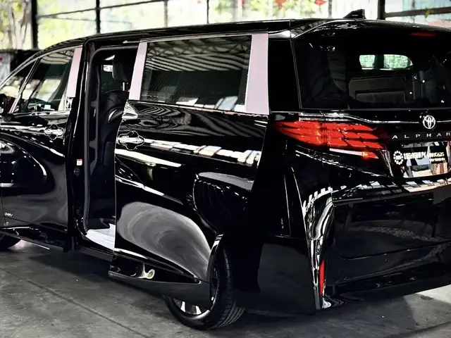 Executive lounge aaaa дугаартай alphard, Улаанбаатар — Хан-Уул — Зайсан