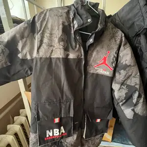 Jordan 23 куртка, Улаанбаатар — Сүхбаатар — 8-р хороо