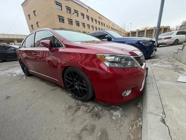 Lexus HS