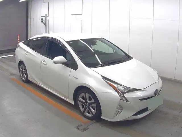 Toyota Prius 50