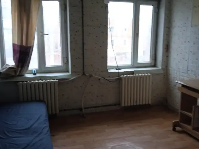 Urguu kinoteatraas hoishoo enhboldiin zamd niitiin bairand uruu, Улаанбаатар — Баянгол — 10-р хороо