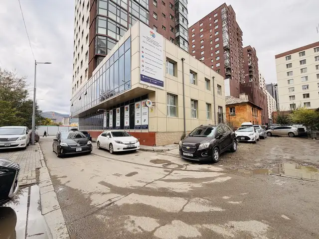 Убтз-н арын туслах замын 1р эгнээнд гадагшаа хаалгатай 1 давхрын талбай, Улаанбаатар — Баянгол — 1-р хороо